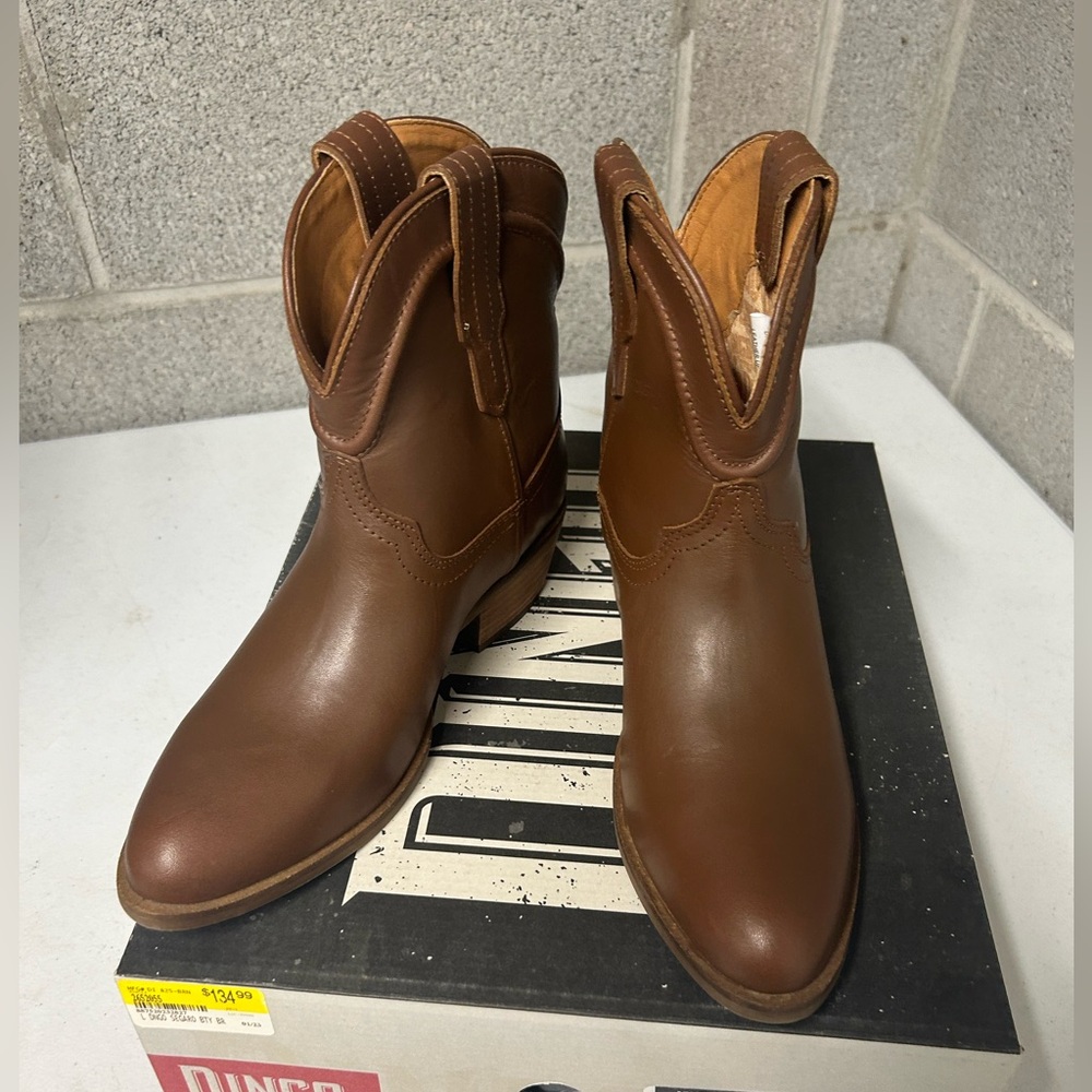 Dingo Womens Seguaro Round Toe Ankle Boots